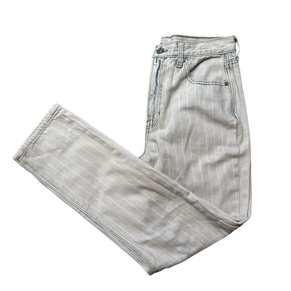 AMERICAN EAGLE Mom Jean 8 Regular High Rise Light Wash/White Stripe #549078 - Picture 4 of 8